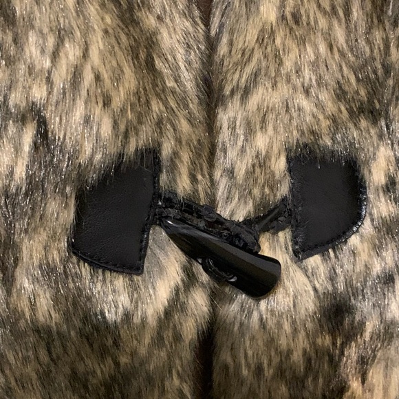 Faux Fur Vest by LUZ size Small - Picture 16 of 16